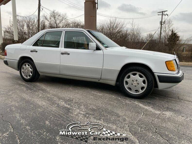 Mercedes-Benz 400