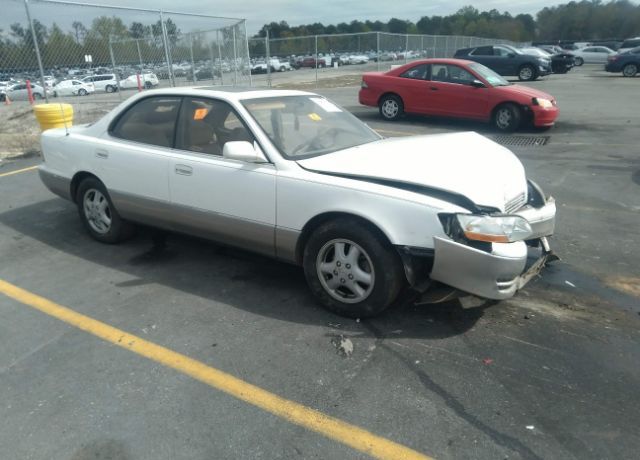 Lexus ES