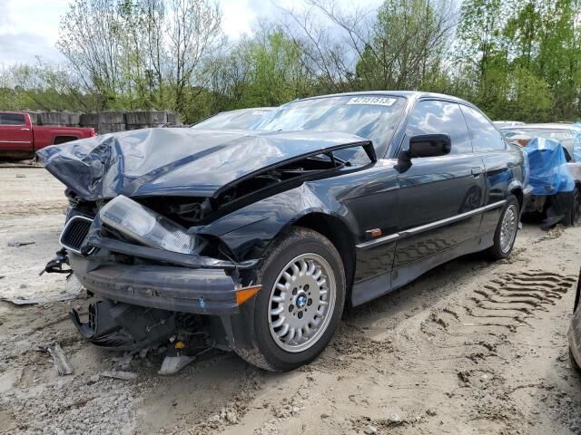 BMW 325iS