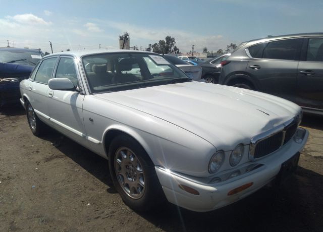 Jaguar XJ8