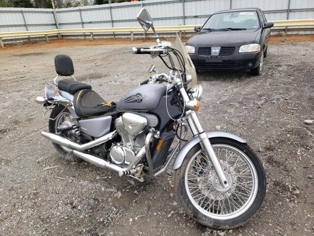 Honda VT600CD (SHADOW VLX DELUXE)