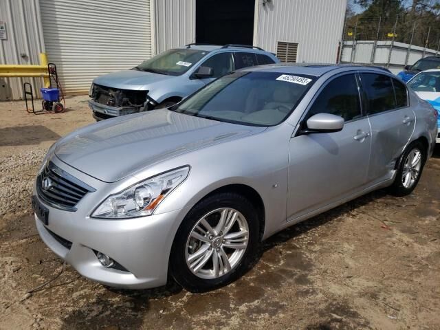 Infiniti Q40