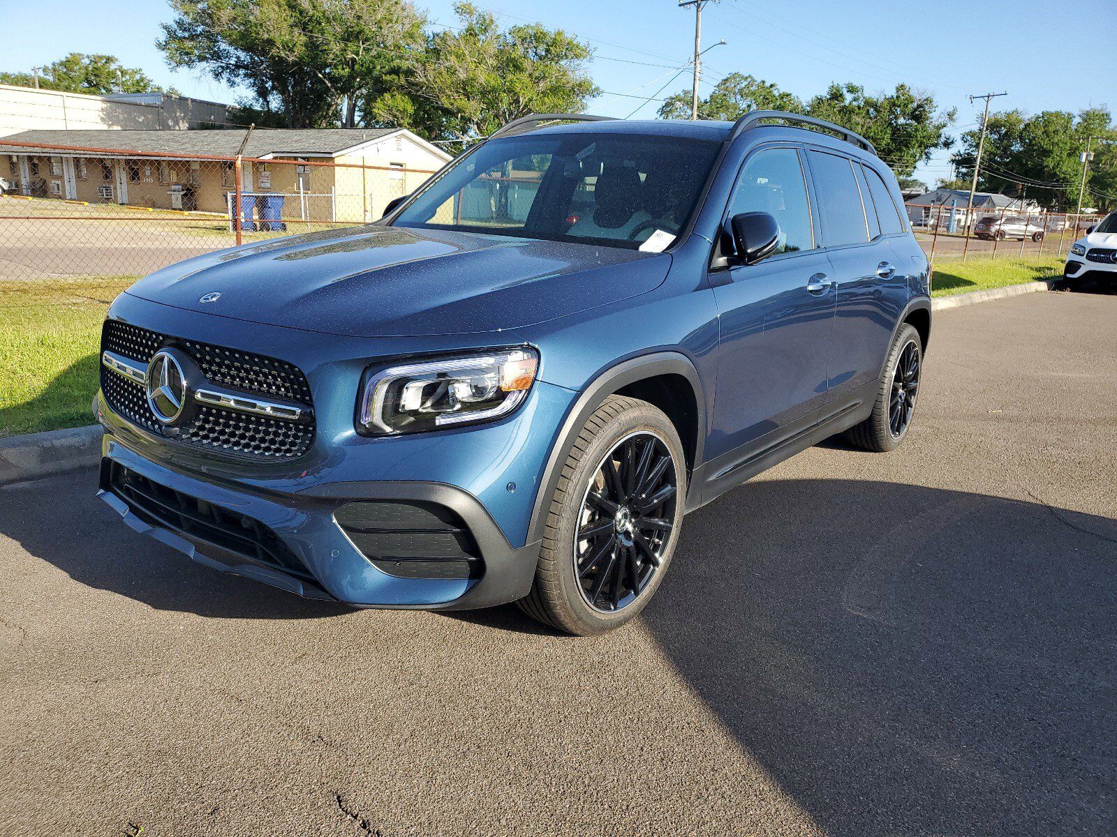 2023 Mercedes-Benz GLB-Class