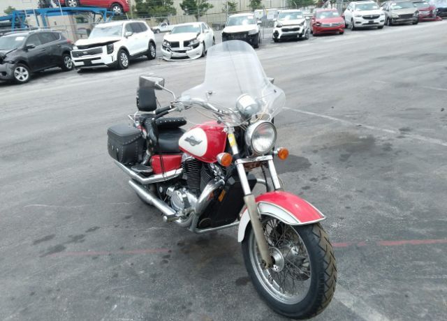 Honda VT1100C2 (SHADOW ACE)