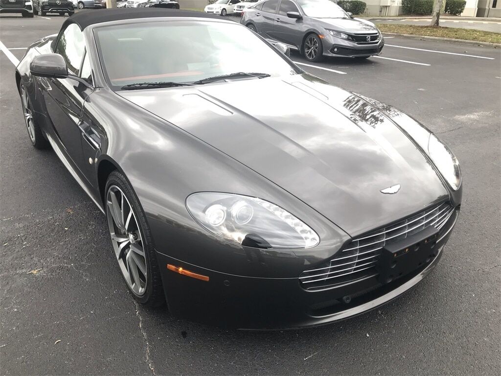 Aston Martin V8 Vantage