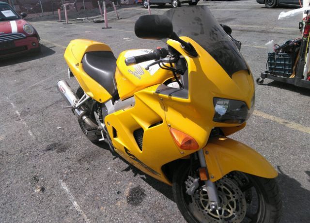 Honda VFR800Fi (INTERCEPTOR)