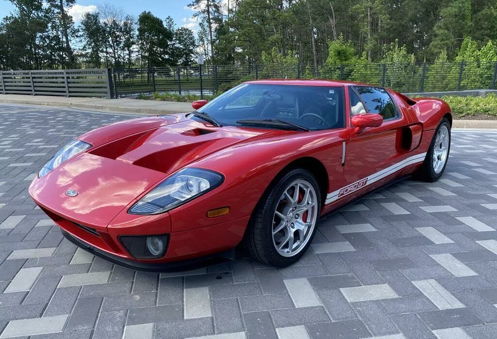 Ford GT