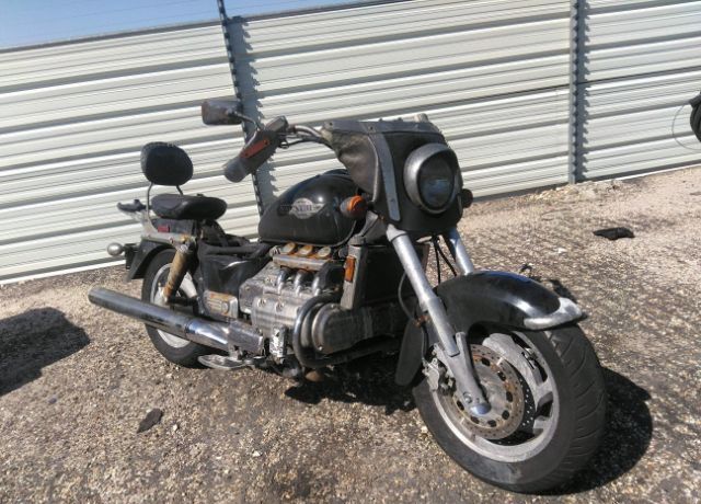 Honda GL1500C (VALKYRIE)