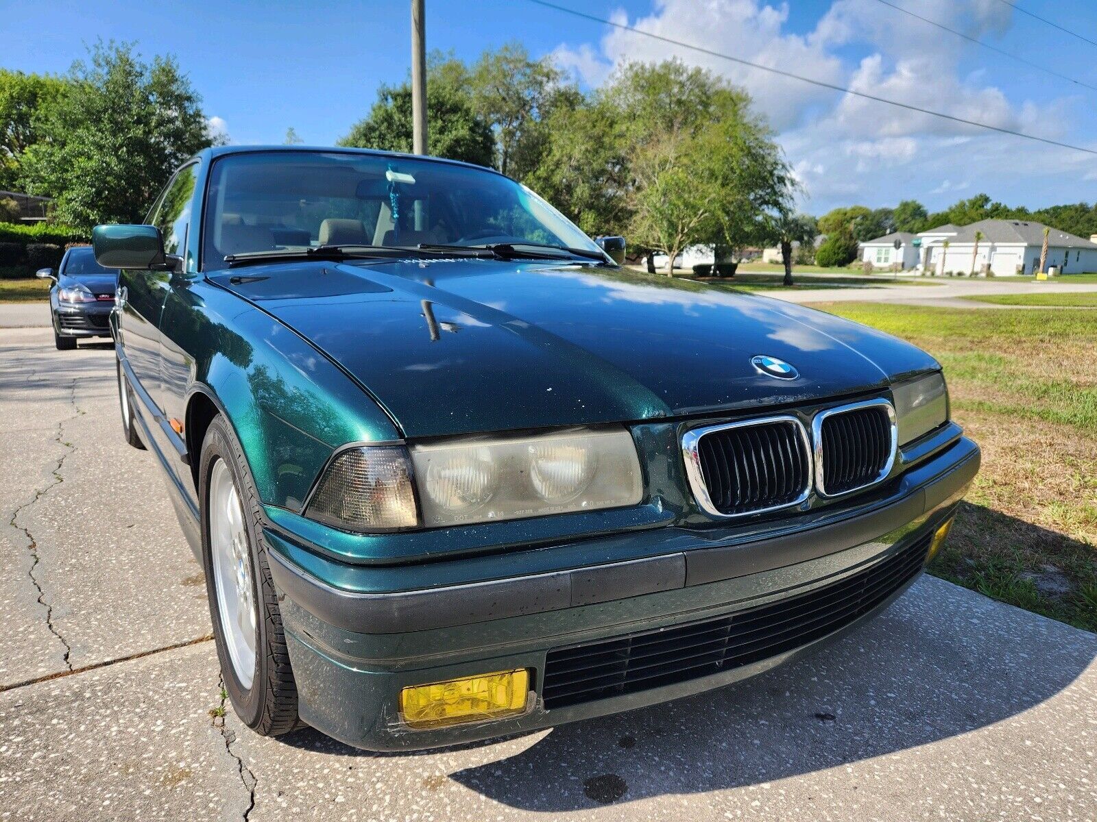 BMW 323is