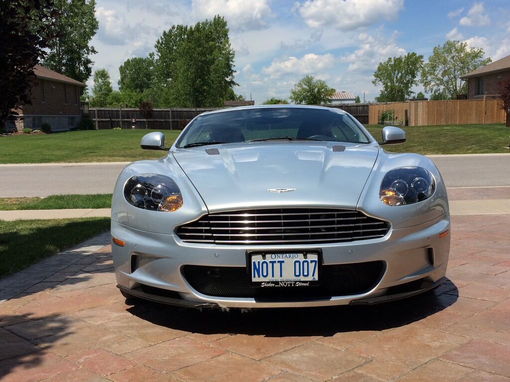 Aston Martin DBS