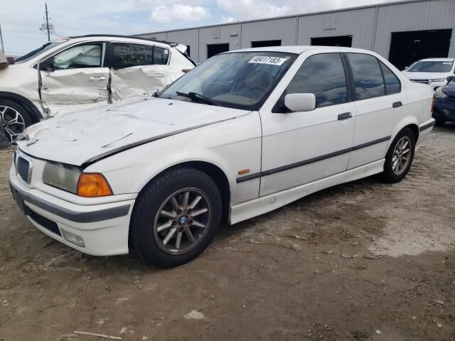 BMW 328i
