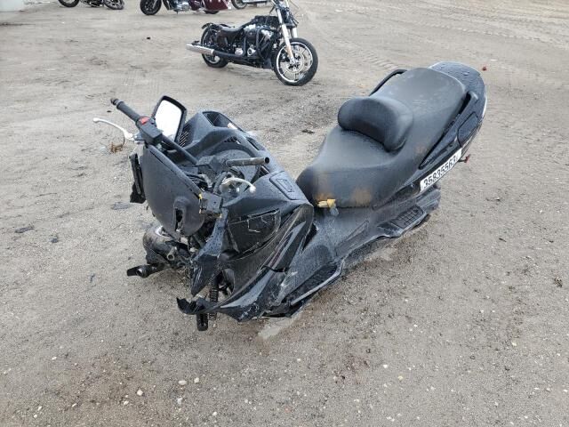 Suzuki AN650