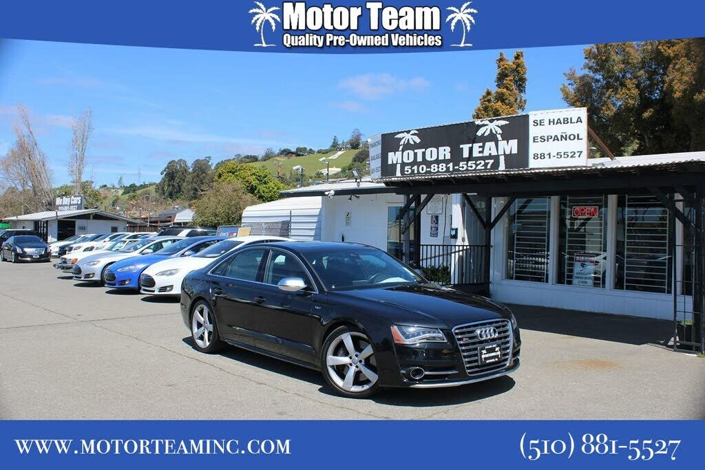 Audi S8