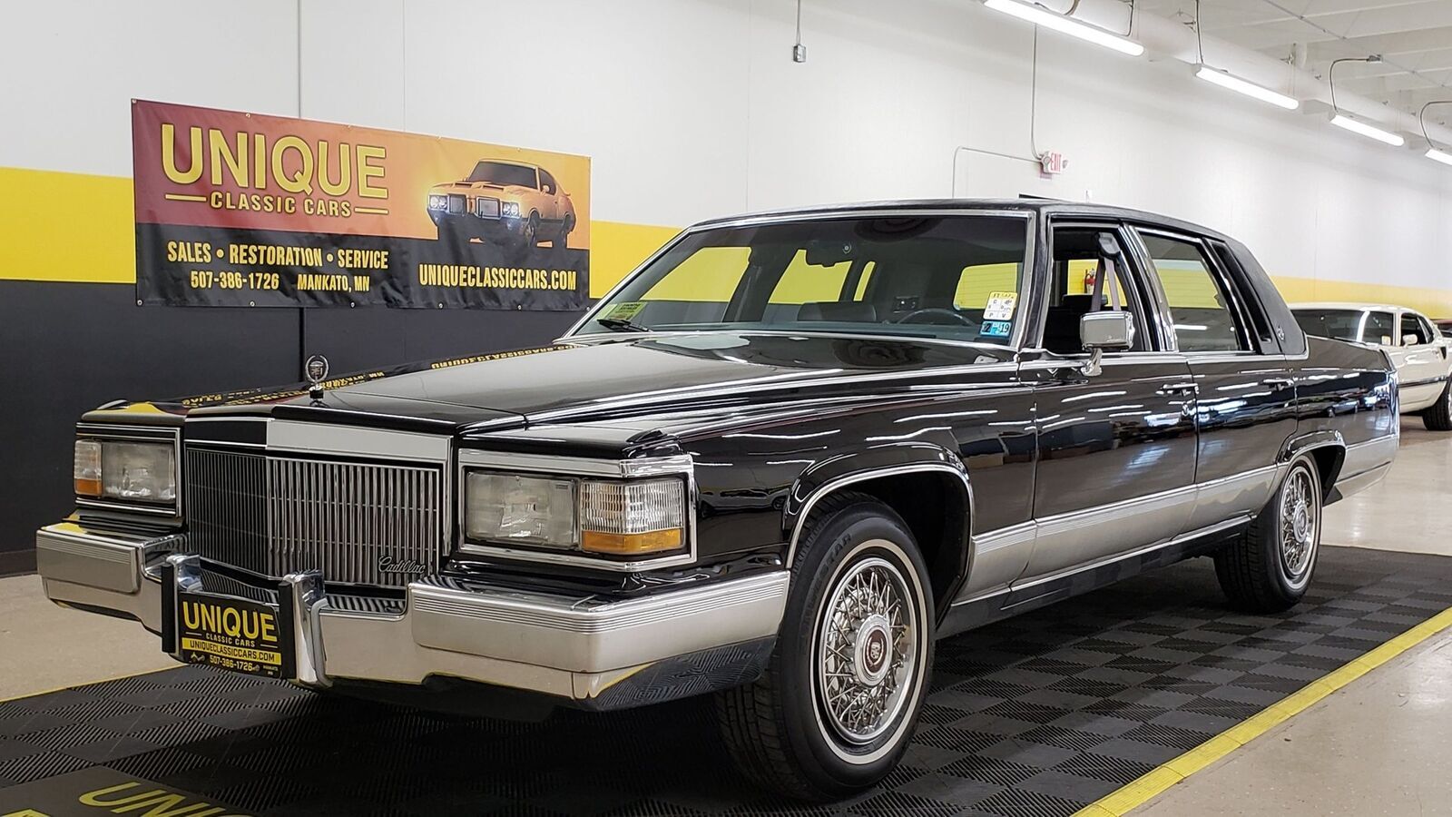 Cadillac Brougham
