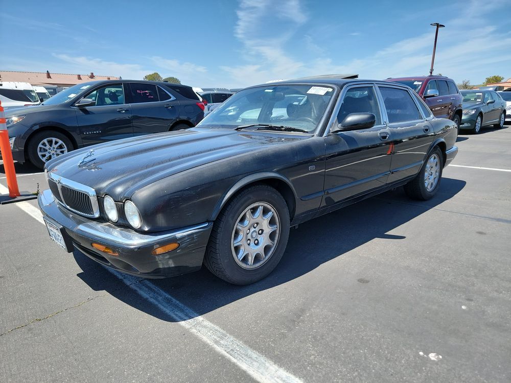 Jaguar XJ8