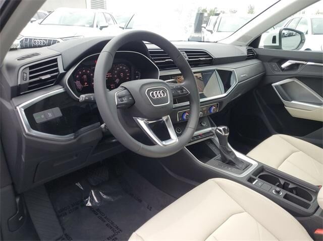 2023 Audi Q3