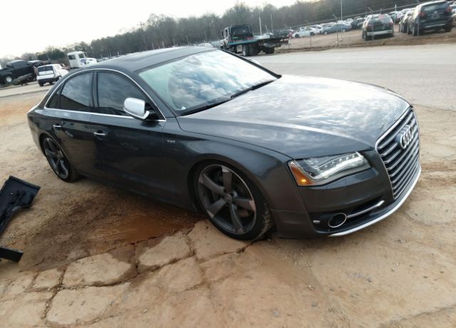 Audi S8