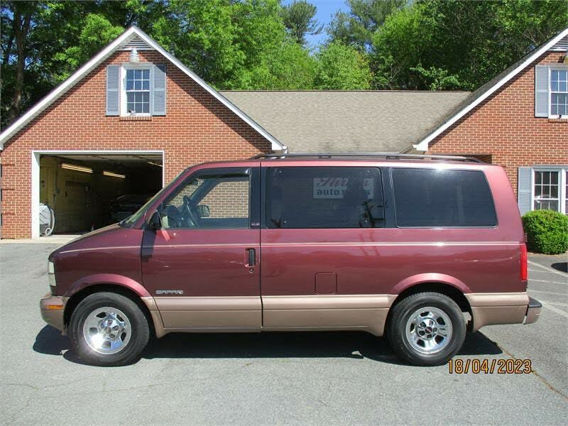 GMC Safari