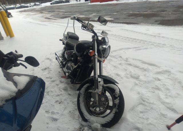 Suzuki VZ800K
