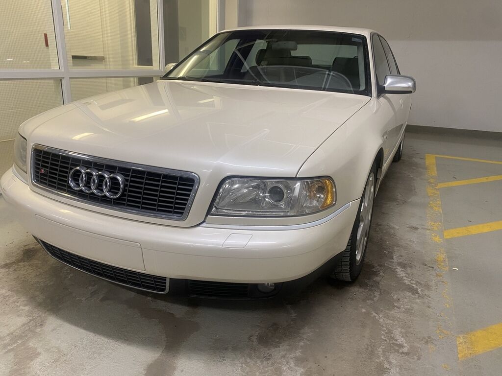Audi S8