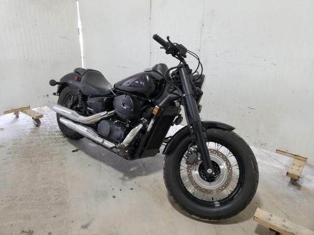 Honda VT750 (Shadow Phantom)