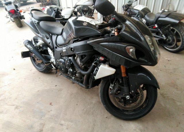 Suzuki GSX1300R