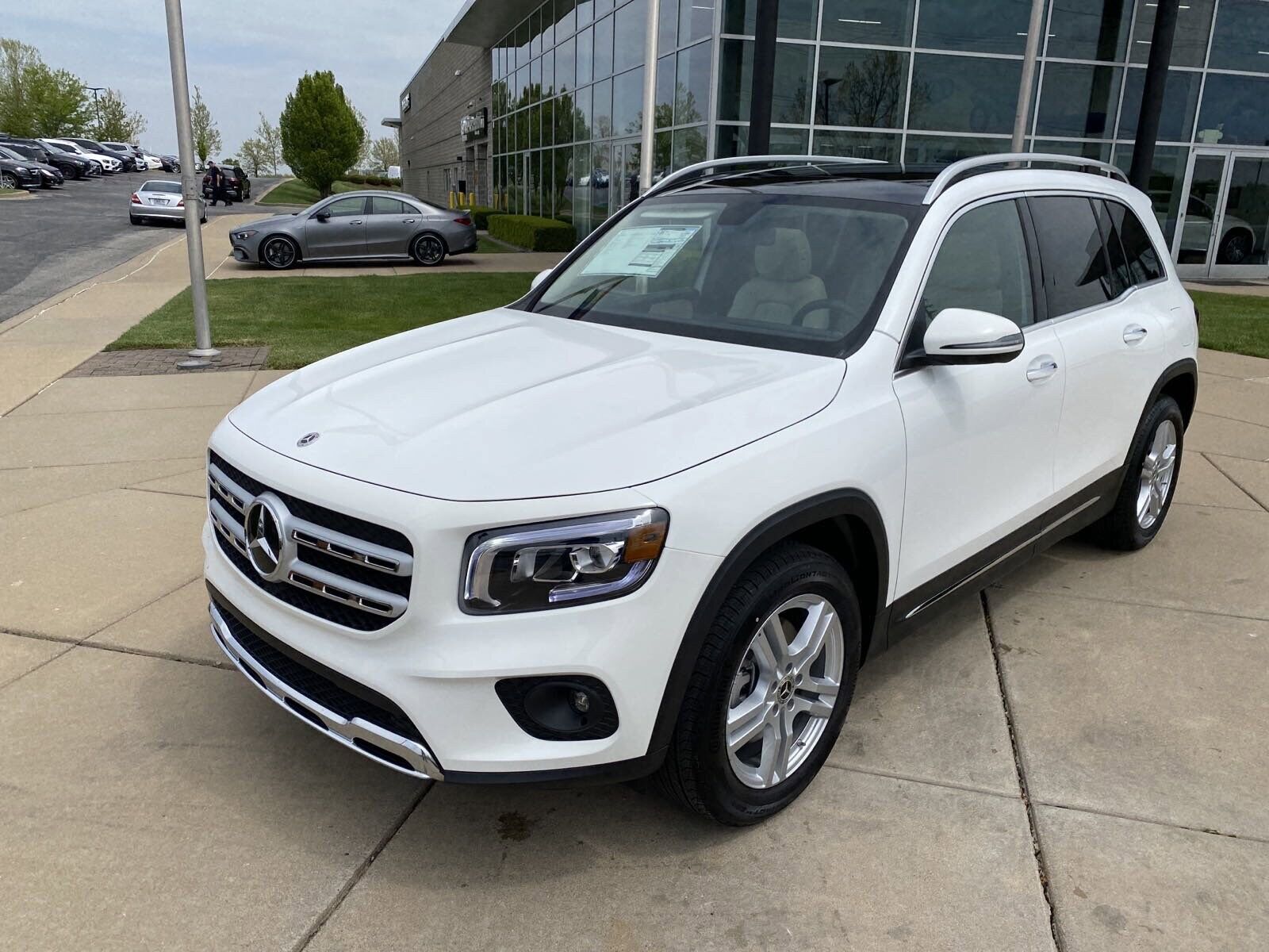 2023 Mercedes-Benz GLB-Class