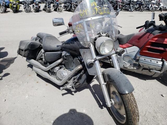Honda VT1100C2 (SHADOW SABRE)