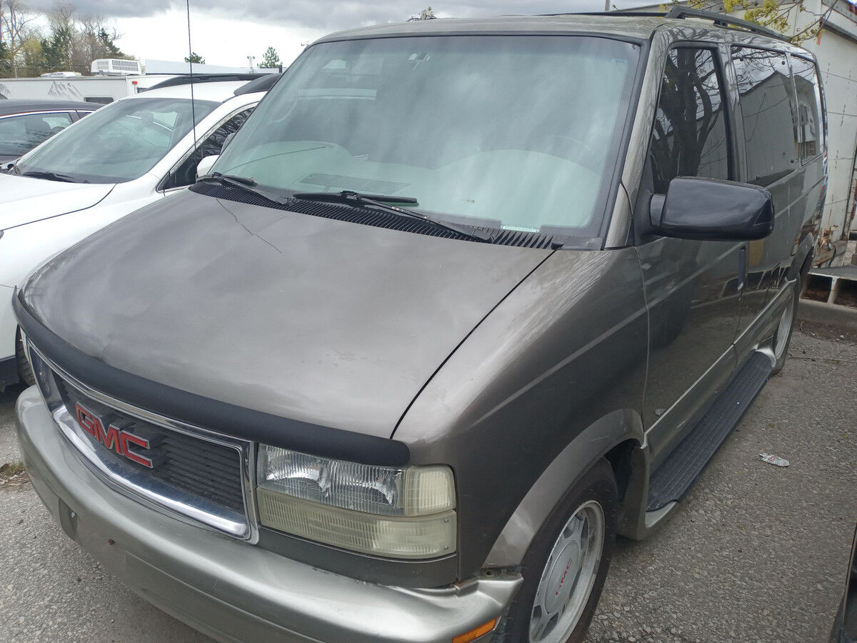 GMC Safari