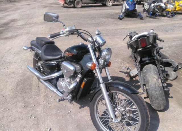 Honda VT600CD (SHADOW VLX DELUXE)