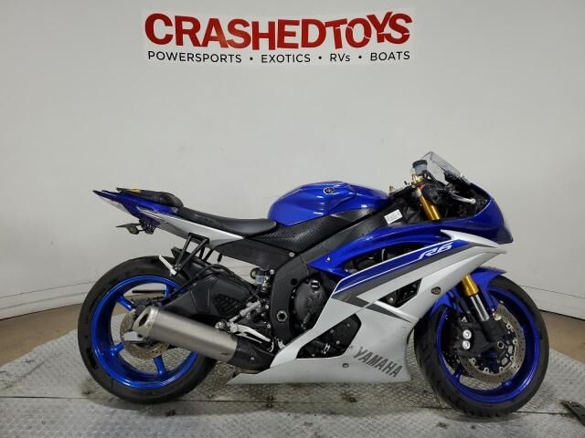 YAMAHA