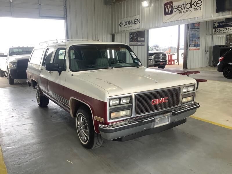 GMC Suburban