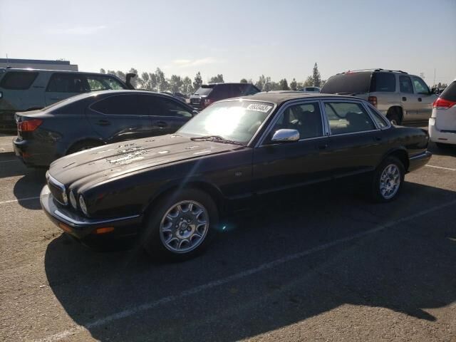 Jaguar XJ8