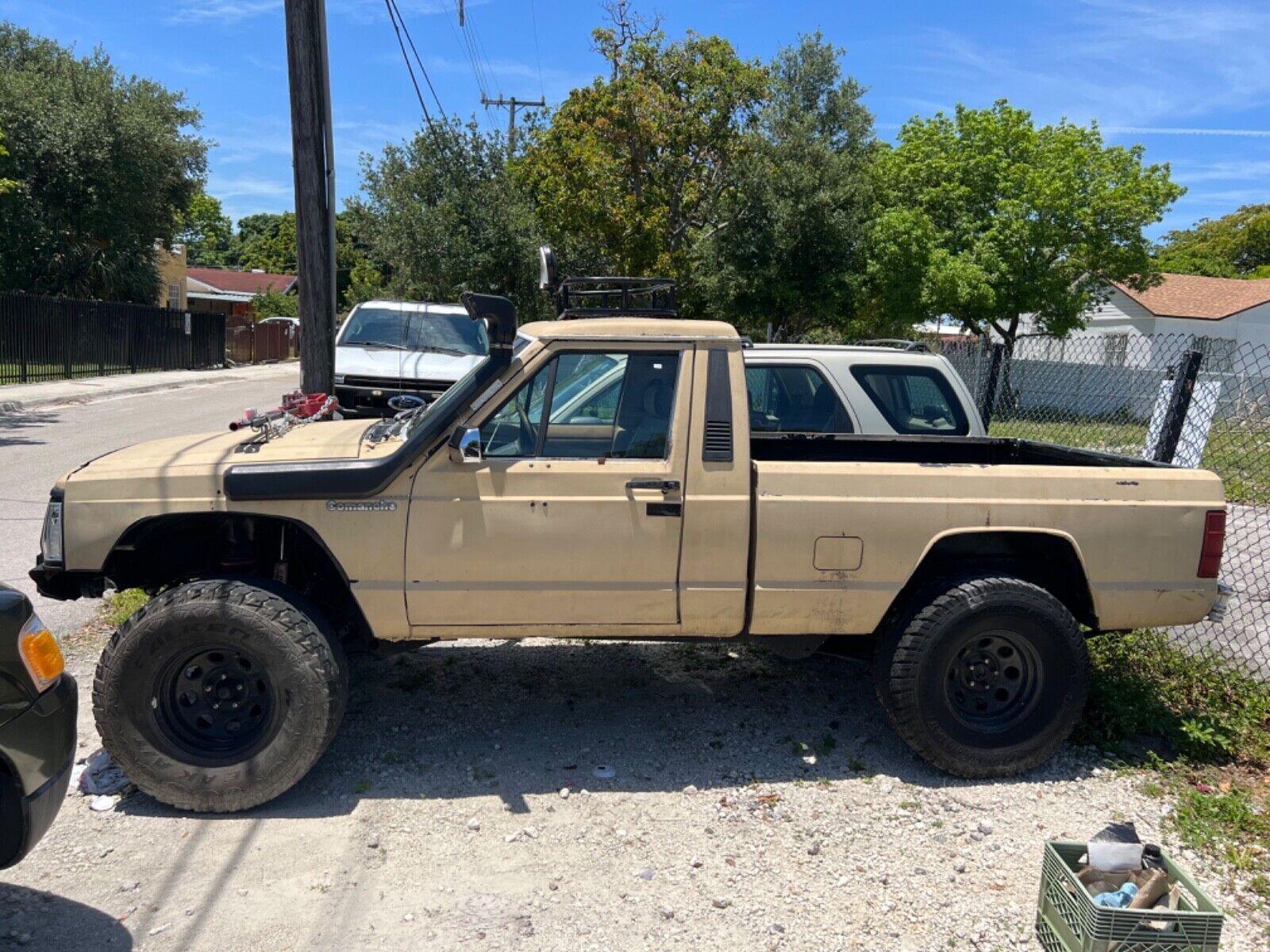 Jeep Comanche