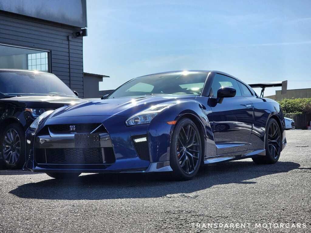 Nissan GT-R