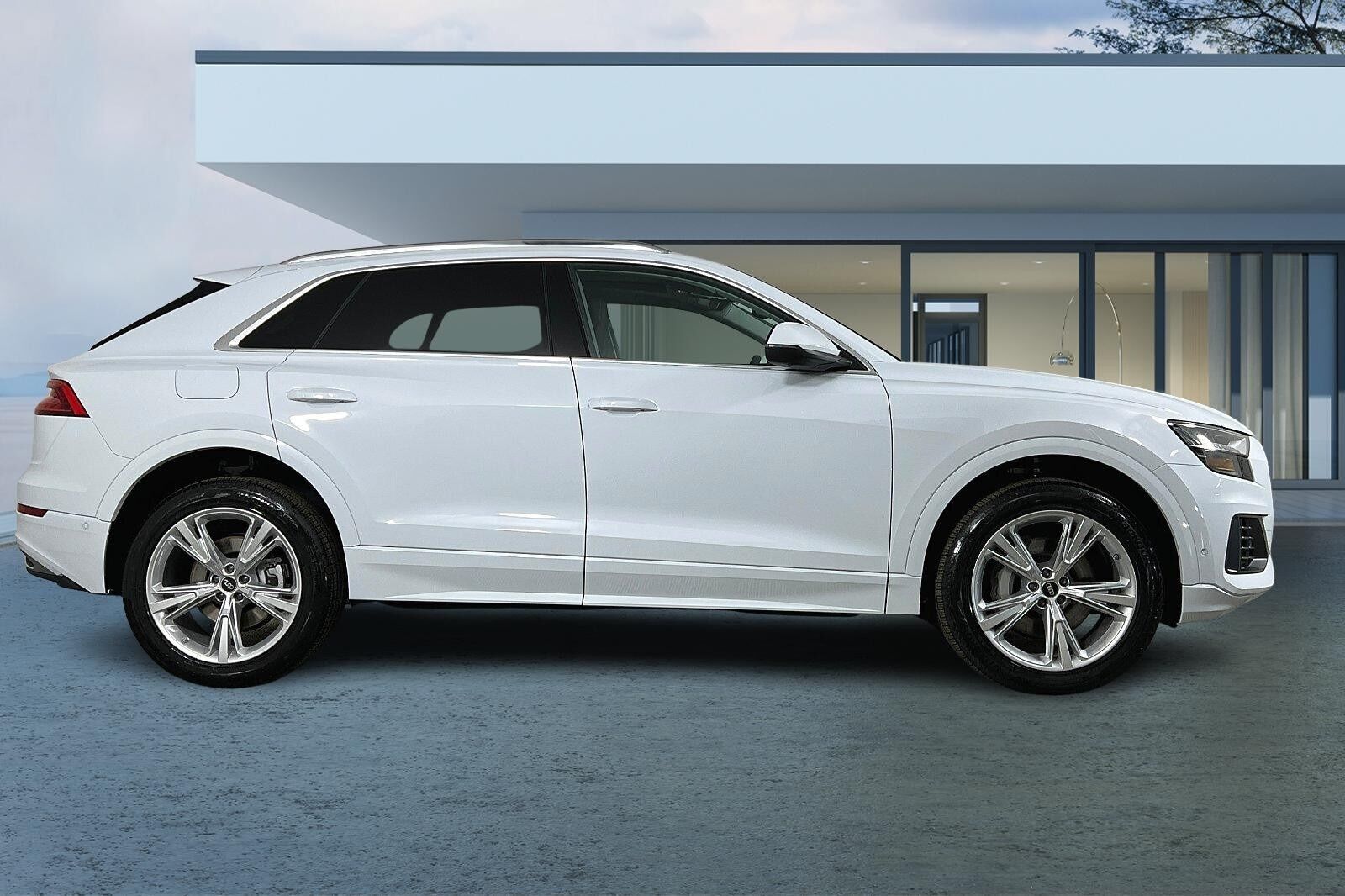 2023 Audi Q8