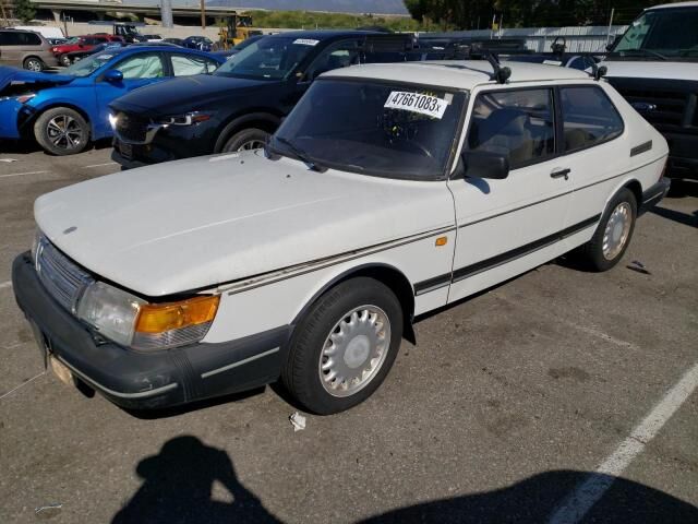 Saab 900