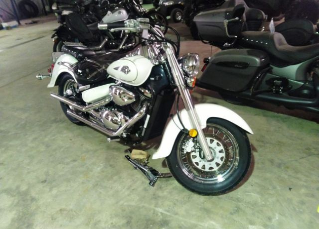 Suzuki VL800K