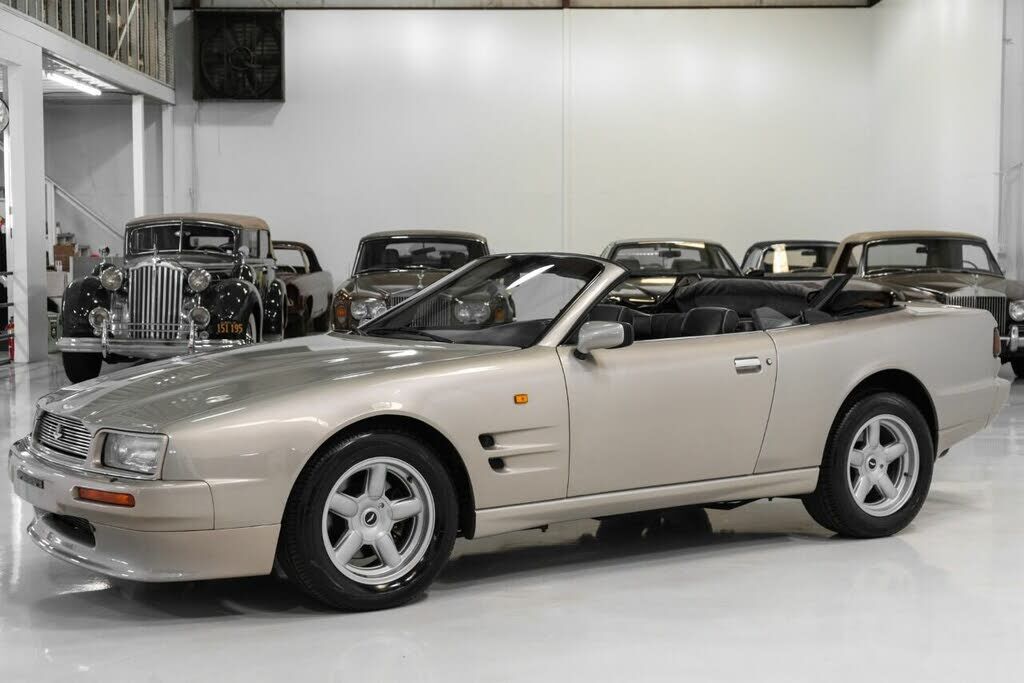 Aston Martin Virage