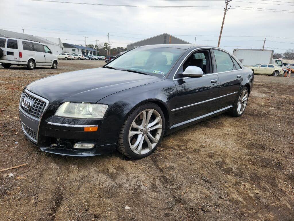 Audi S8