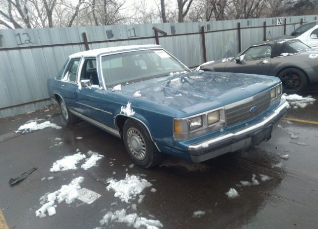 Ford Crown Victoria