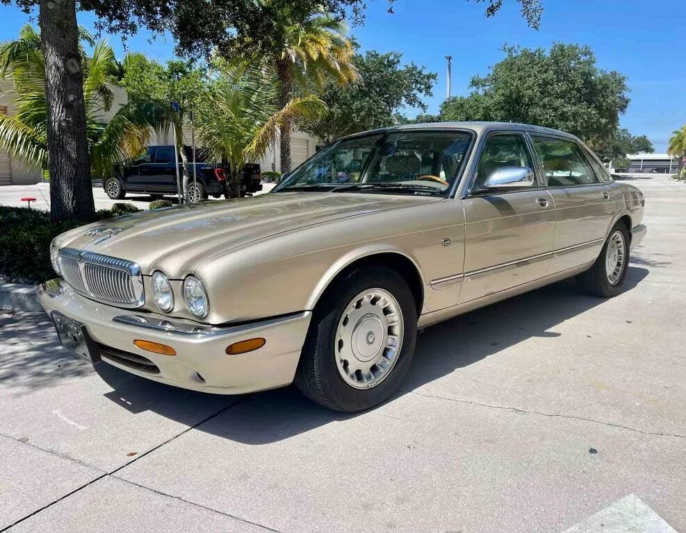Jaguar Vanden Plas