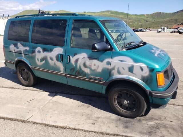 GMC Safari