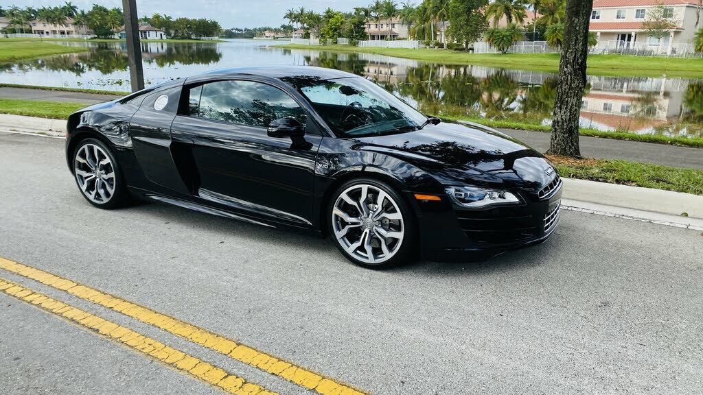 Audi R8