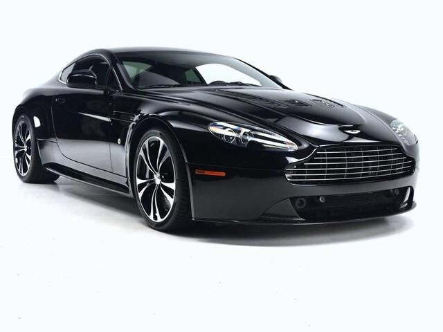 Aston Martin V12 Vantage