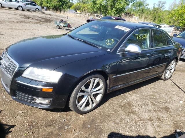 Audi S8