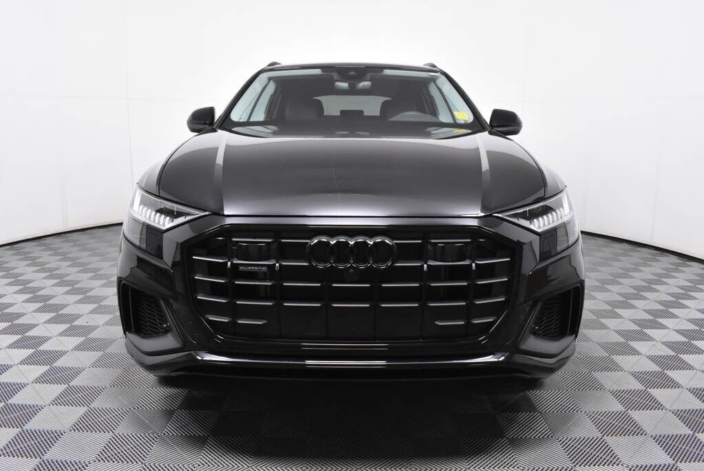 2023 Audi Q8