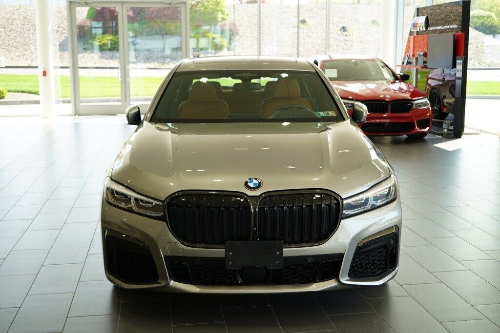 2021 BMW 750i