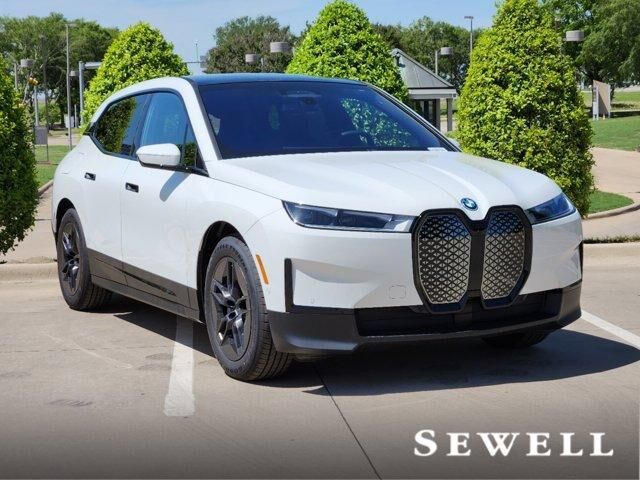 2023 BMW iX