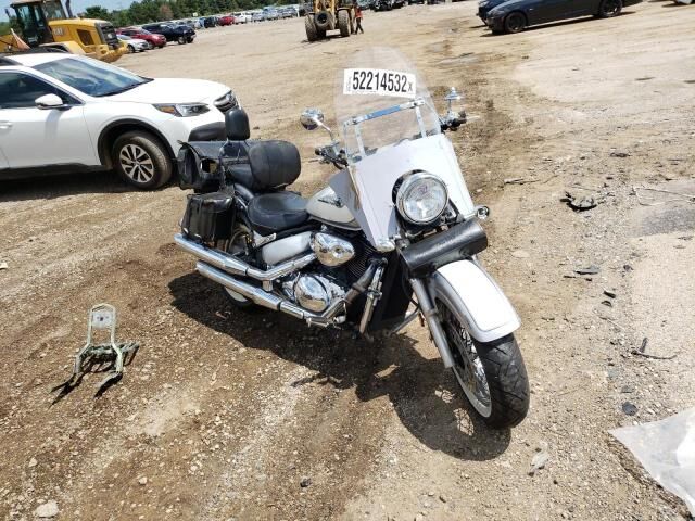 Suzuki VL800K